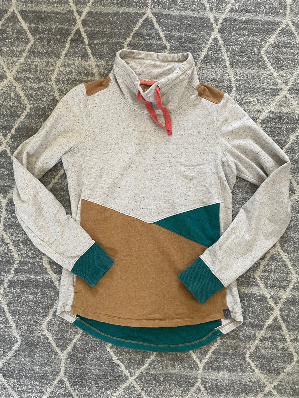 LL Bean pullover